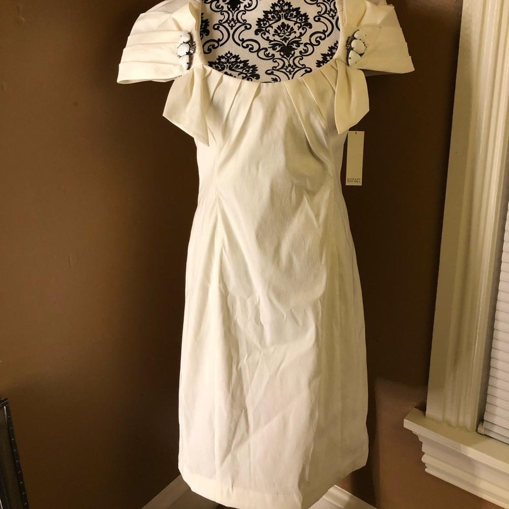 Badgley Mischka White Cocktail / Wedding Dress 16